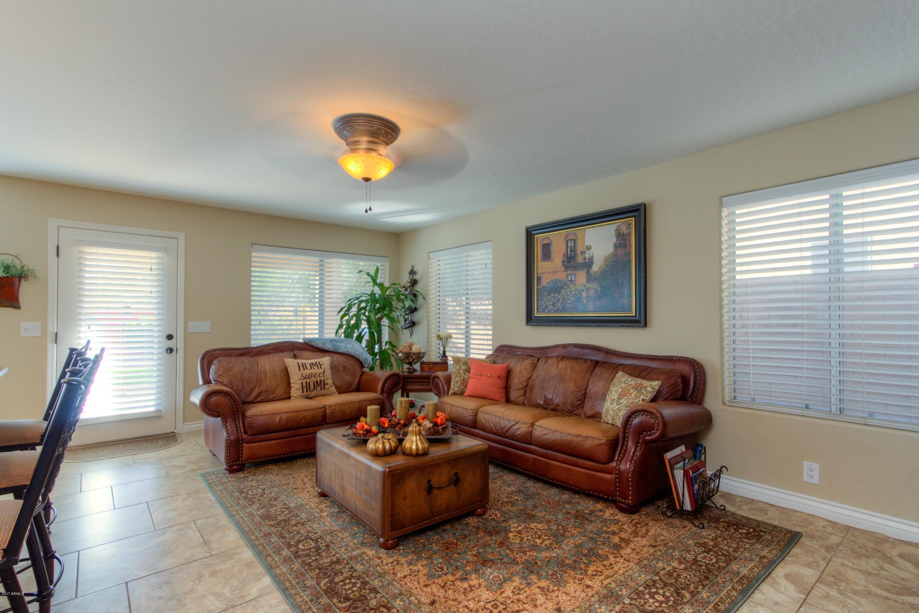 4237 East Raven Road Phoenix, AZ 85044 - Photo 13 of 32 13