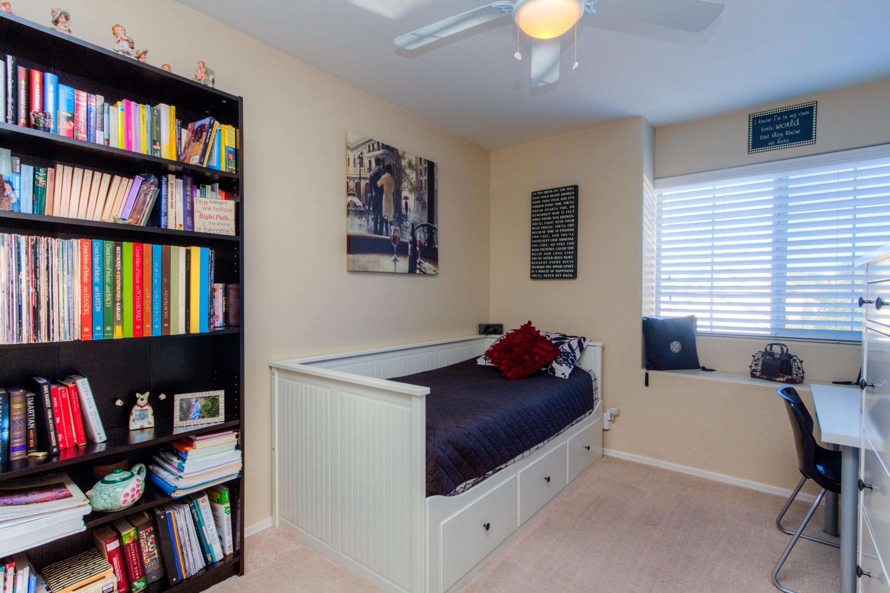 4237 East Raven Road Phoenix, AZ 85044 - Photo 19 of 32 20