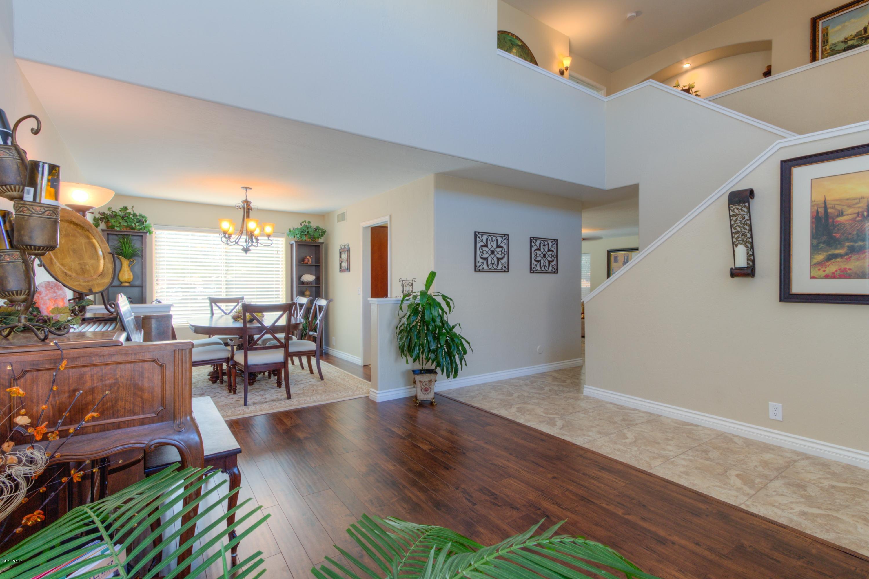 4237 East Raven Road Phoenix, AZ 85044 - Photo 5 of 32 05