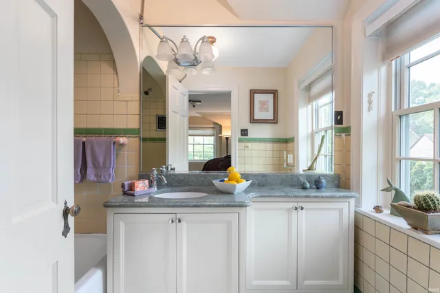 $530,000 | 1004 North Meadow Lane, Muncie, IN 47304