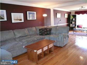 1416 Ridgewood Lane Newtown, PA 18940 - Photo 4 of 7 Living Room