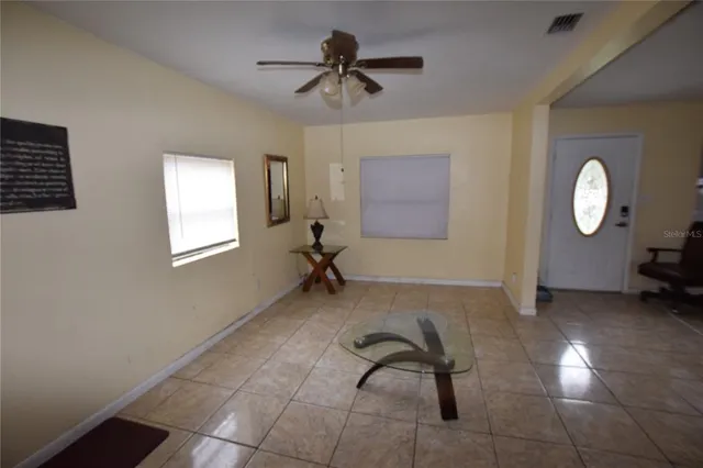 a view of a livingroom with furniture