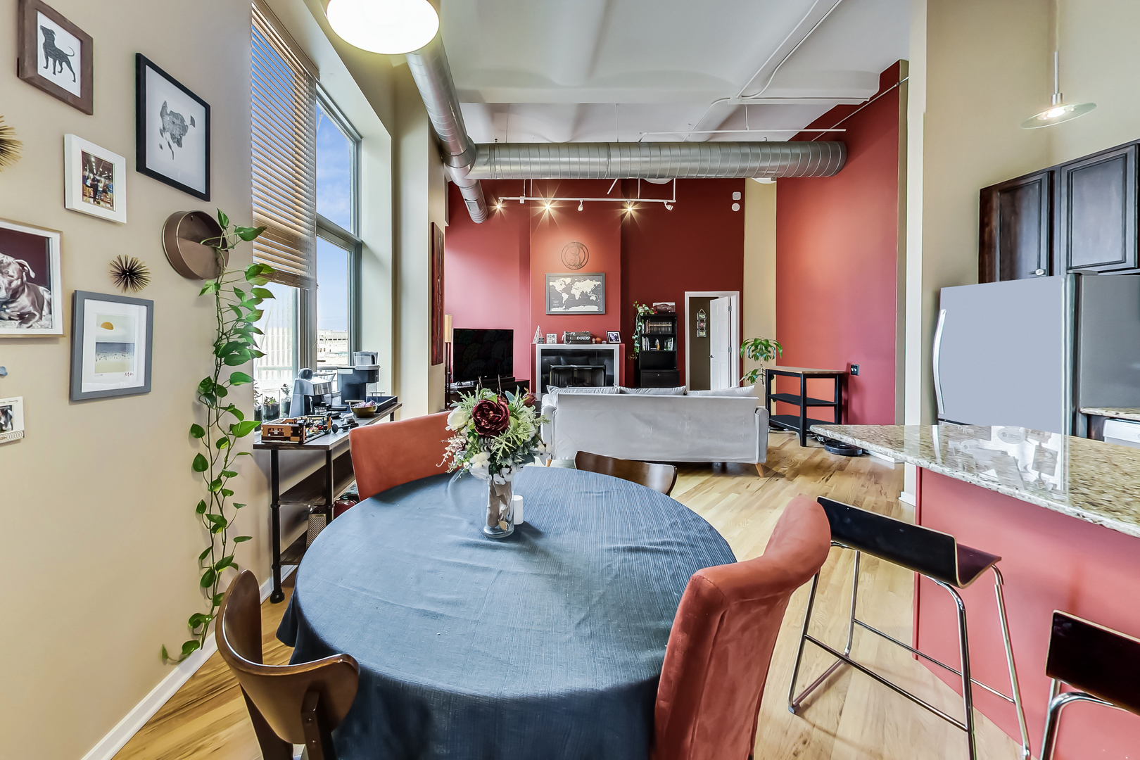 500 South Clinton Street, Unit 810 Chicago, IL 60607 - Photo 22 of 54 a view of a dining room with furniture