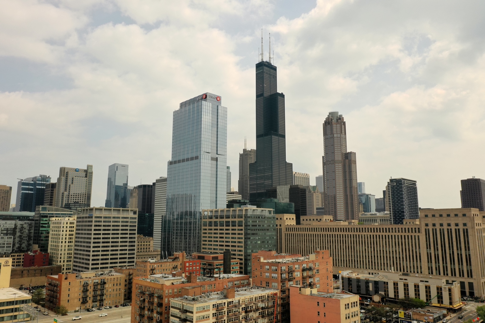 500 South Clinton Street, Unit 810 Chicago, IL 60607 - Photo 49 of 54 a city view