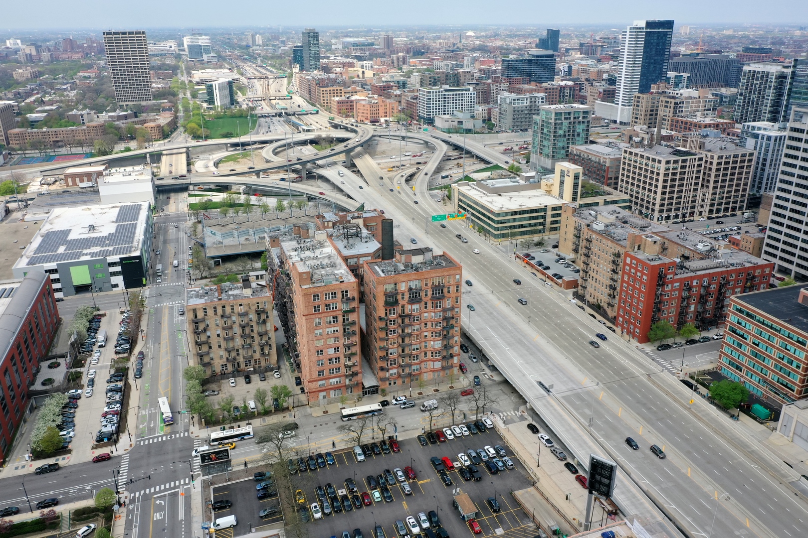 500 South Clinton Street, Unit 810 Chicago, IL 60607 - Photo 51 of 54 a city view