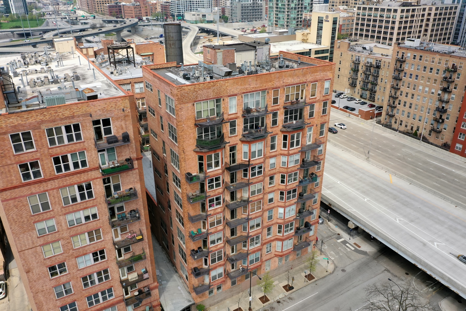 500 South Clinton Street, Unit 810 Chicago, IL 60607 - Photo 52 of 54 a picture of city view