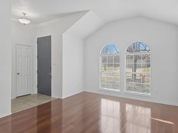 $399,900 | 3321 Capetown Drive, Denton, TX 76208