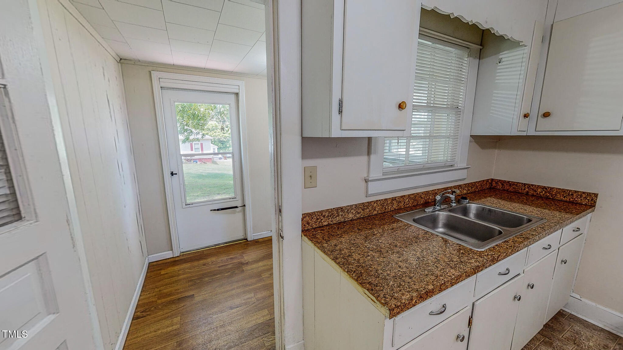 229 Edgar Street Roxboro, NC 27573 - Photo 9 of 27 229-Edgar-St-06122024_100717