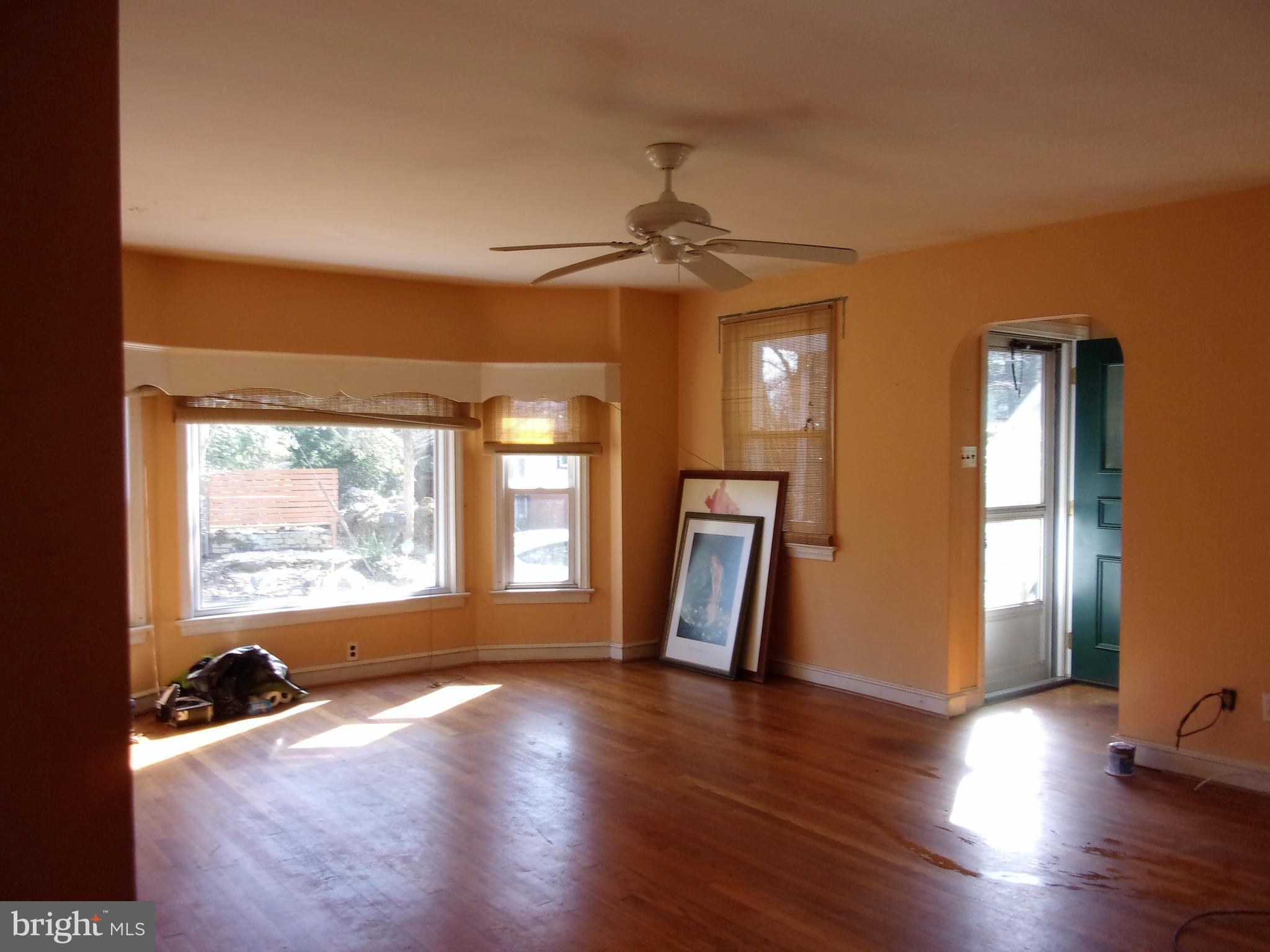 6 Harding Avenue Clementon, NJ 08021 - Photo 2 of 30 Gallery Image 2