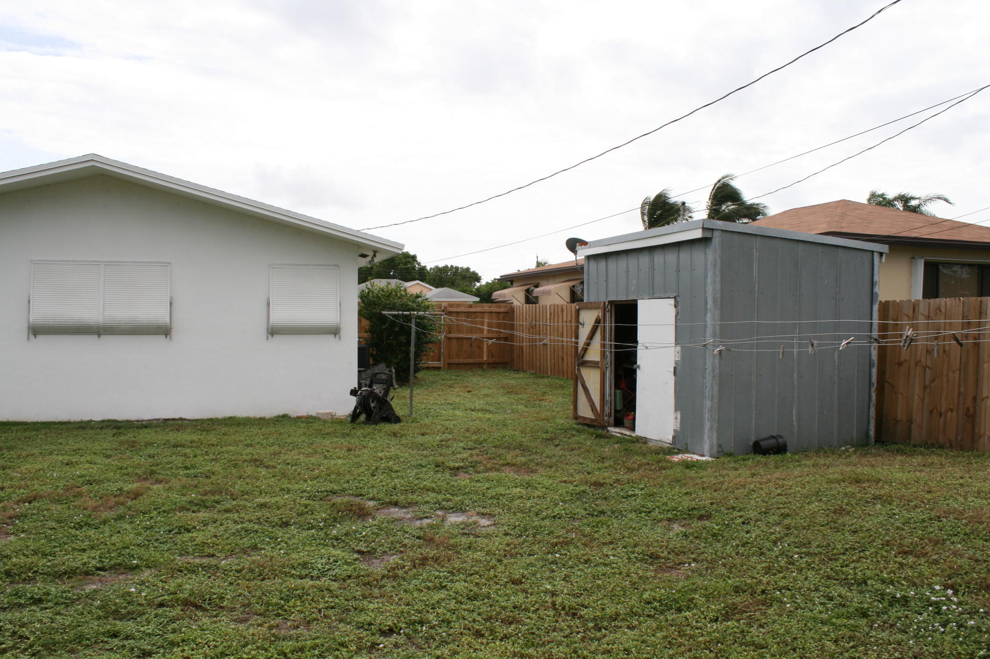 1013 Florence Road Lake Worth, FL 33462 - Photo 32 of 39 IMG_1624