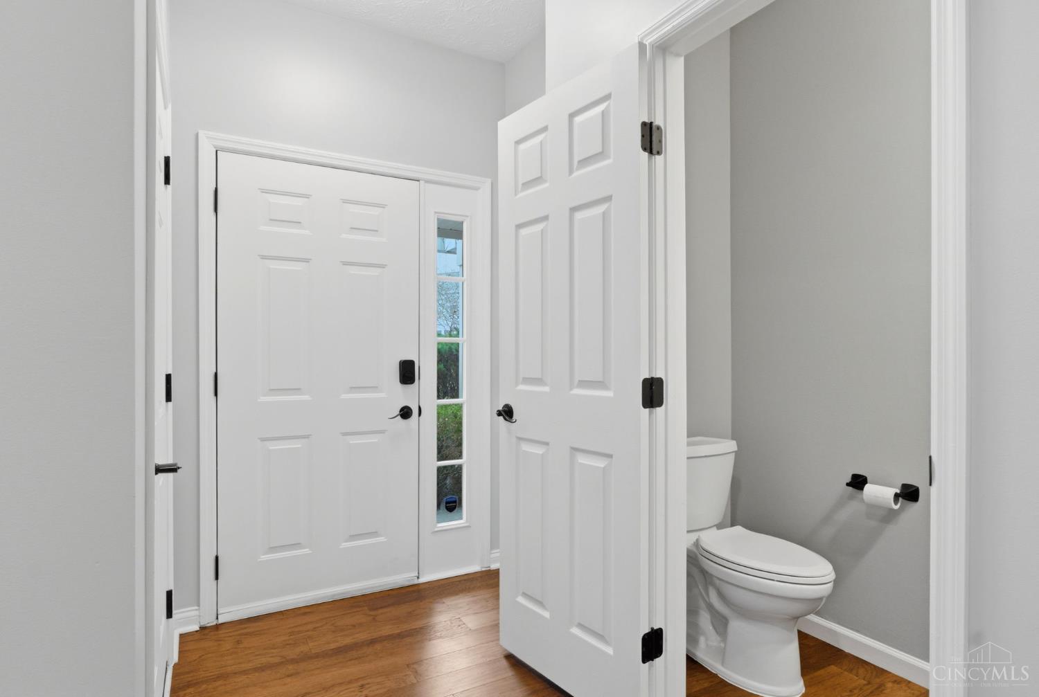 6388 Inverness Way Mason, OH 45040 - Photo 3 of 24