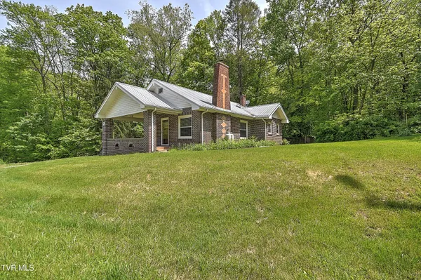$625,000 | 275 Tiger Creek Road, Roan Mountain, TN 37687