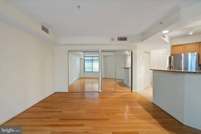 $1,795 | 3101 North Hampton Drive, Unit 219, Alexandria, VA 22302