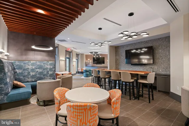 $1,795 | 3101 North Hampton Drive, Unit 219, Alexandria, VA 22302