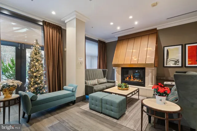 $1,795 | 3101 North Hampton Drive, Unit 219, Alexandria, VA 22302