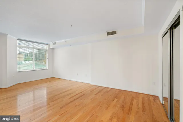 $1,795 | 3101 North Hampton Drive, Unit 219, Alexandria, VA 22302