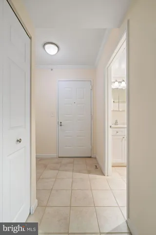 $1,795 | 3101 North Hampton Drive, Unit 219, Alexandria, VA 22302