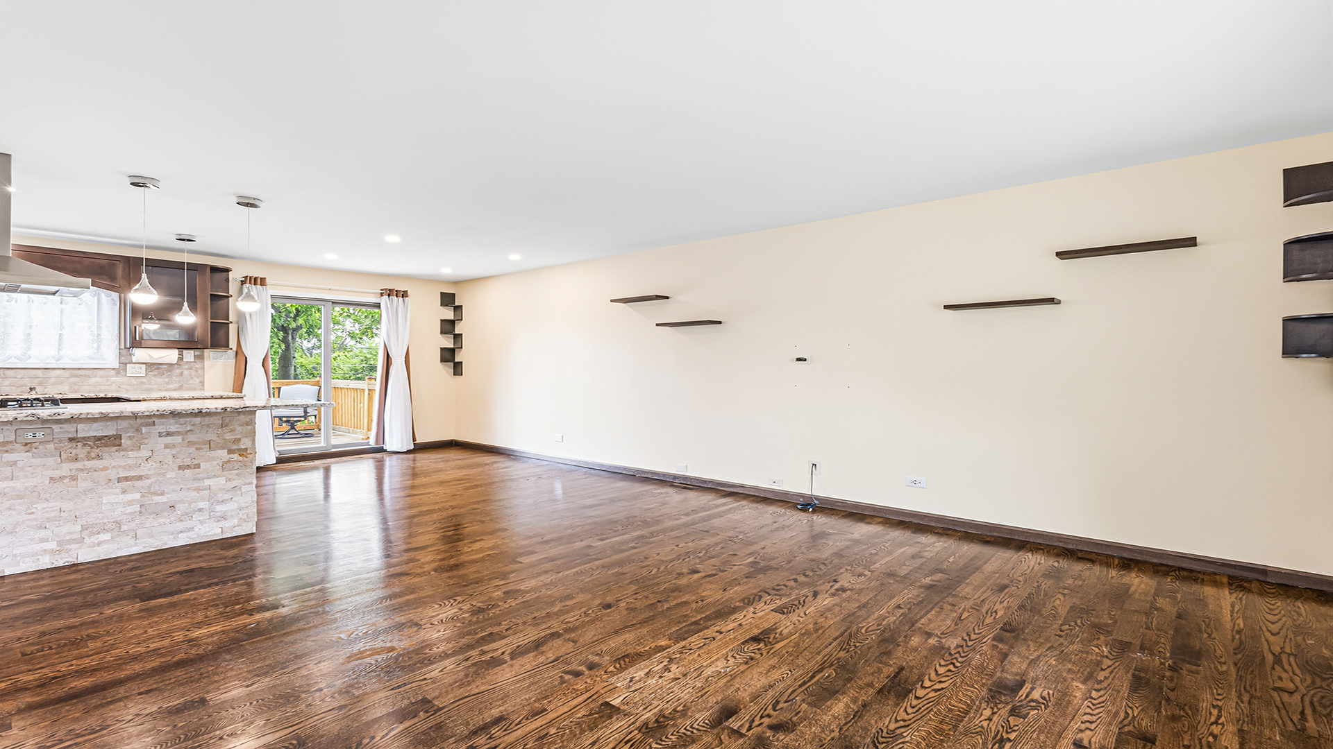 1770 North Newport Road Hoffman Estates, IL 60169 - Photo 10 of 50