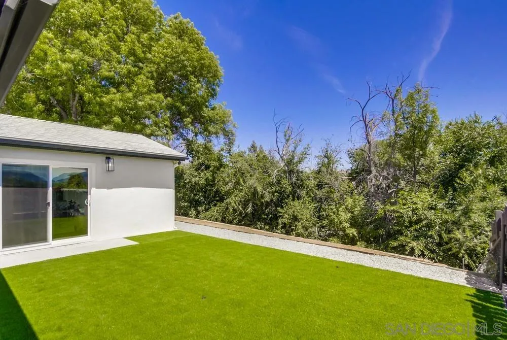 9841 Settle Road Santee, CA 92071 - Photo 44 of 46 a view of a backyard with large trees