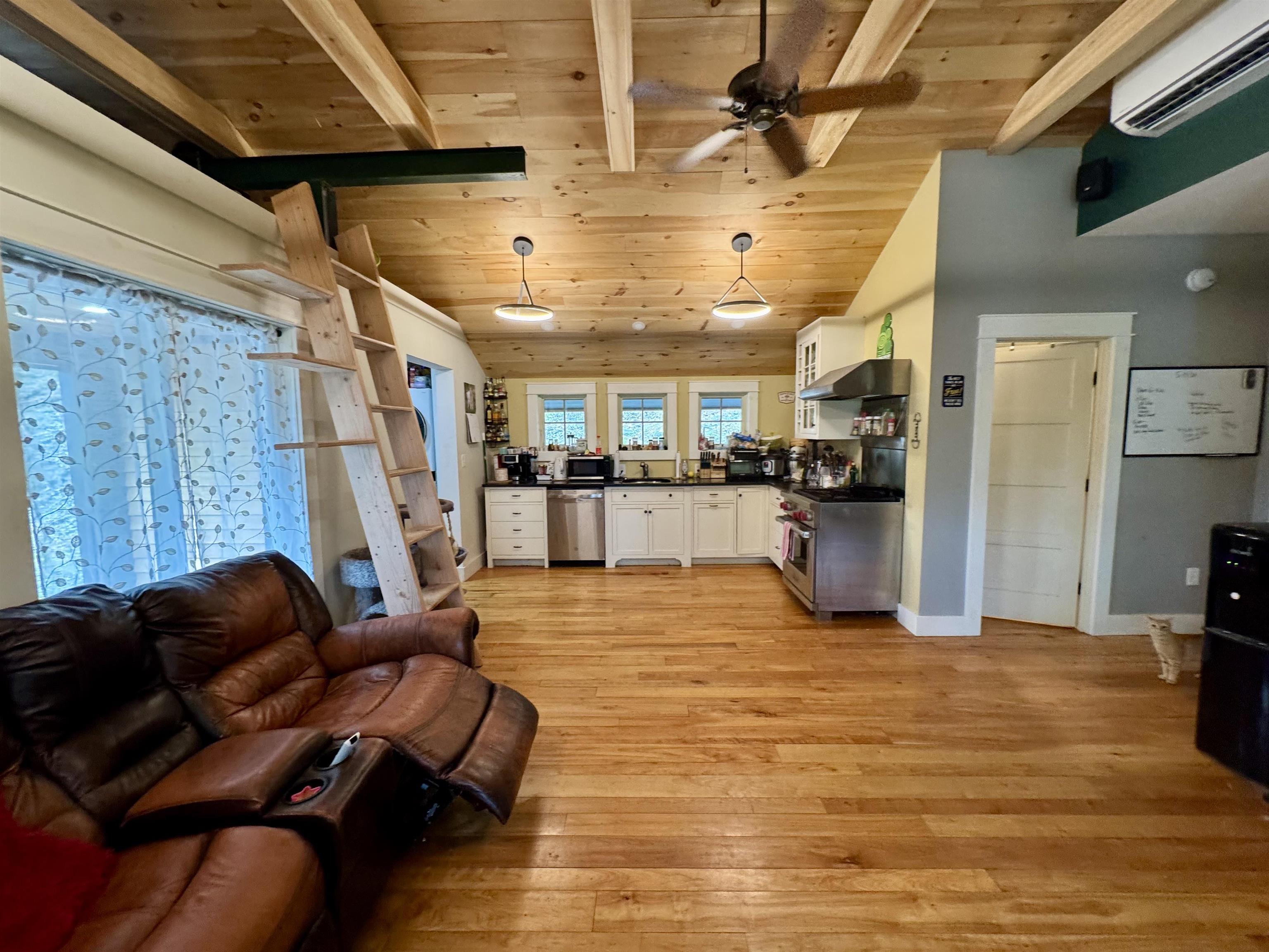 198 Brackett Road Fairlee, VT 05045 - Photo 26 of 53