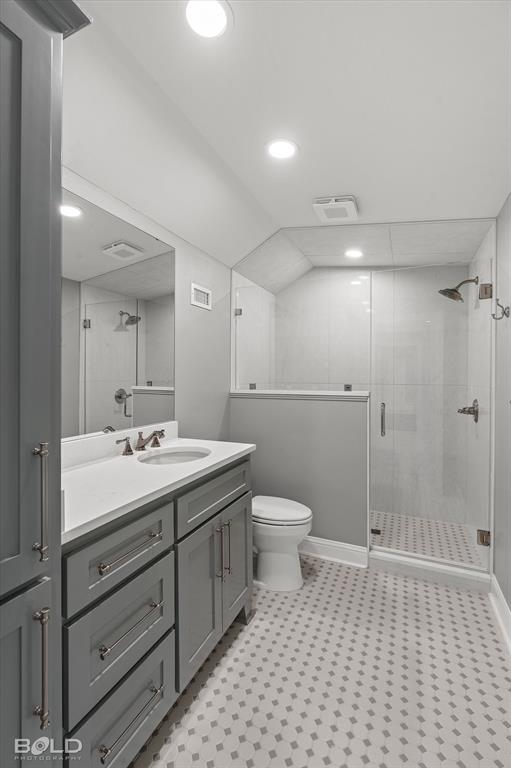 6012 East Ridge Drive Shreveport, LA 71106 - Photo 32 of 40 Ensuite Bathroom for Bedroom #5