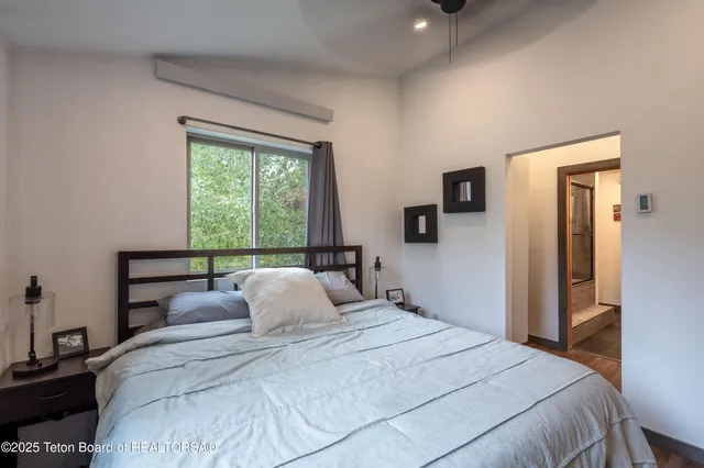 $1,590,000 | 2057 Corner Creek Lane, Unit 2, Jackson, WY 83001