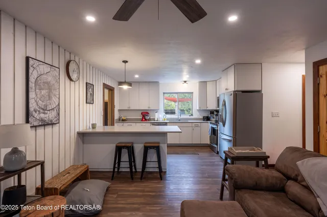 $1,590,000 | 2057 Corner Creek Lane, Unit 2, Jackson, WY 83001