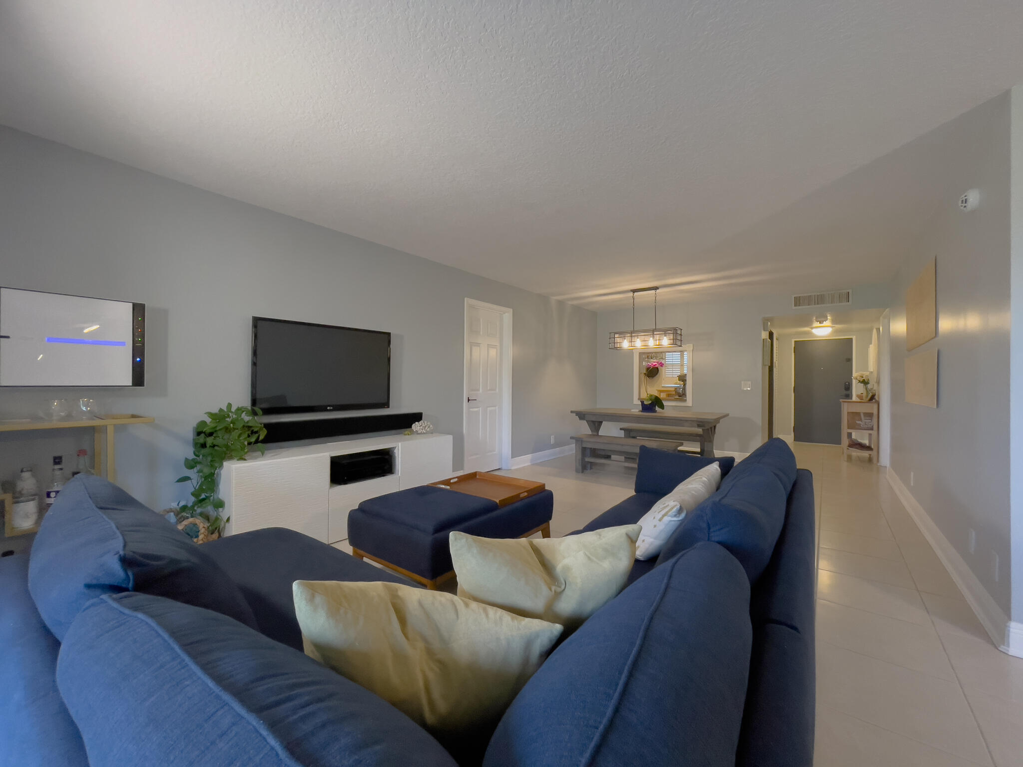 6000 Northwest 2nd Avenue, Unit 134 Boca Raton, FL 33487 - Photo 6 of 12 Living_Dining