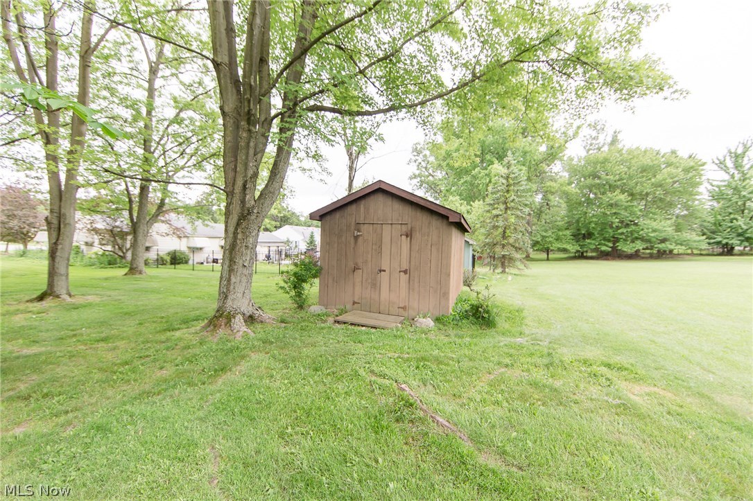 10460 Ridge Road North Royalton, OH 44133 - Photo 18 of 21