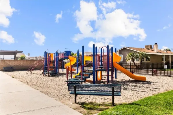 $199,900 | 9080 Bloomfield Avenue, Unit 293, Cypress, CA 90630