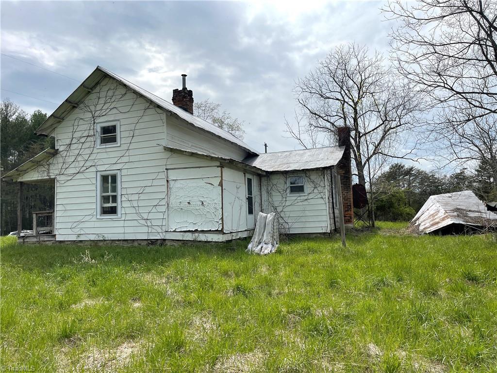 1408 Stevens Road Westfield, NC 27053 - Photo 20 of 31