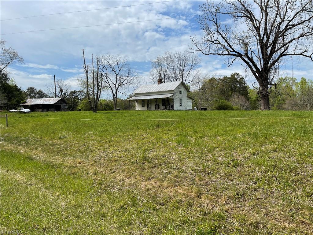 1408 Stevens Road Westfield, NC 27053 - Photo 3 of 31