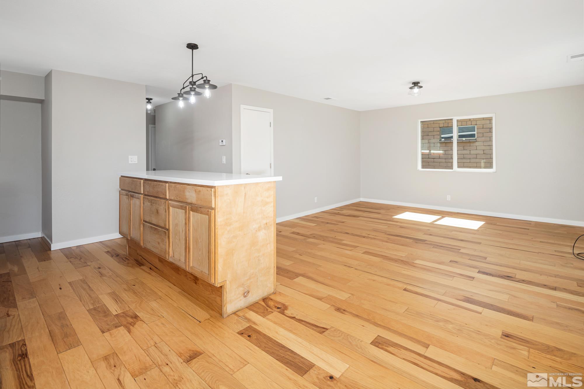 860 Bates Avenue Reno, NV 89502 - Photo 3 of 22 Photo 3