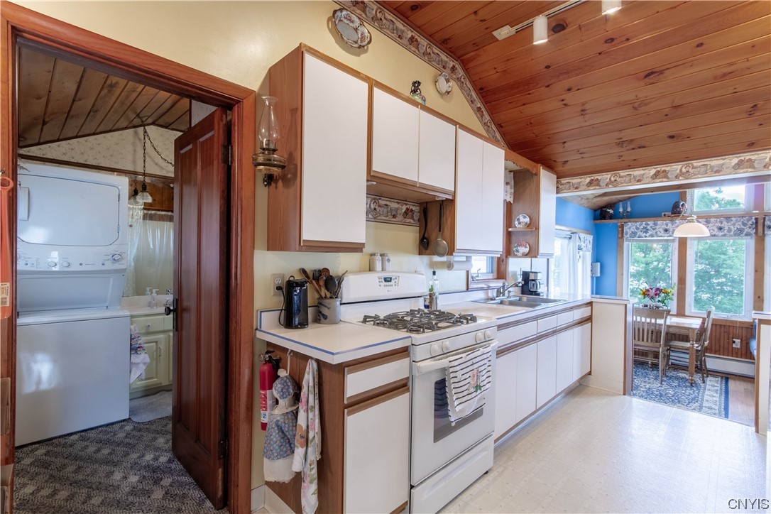 14480 Snowshoe Road Henderson, NY 13650 - Photo 11 of 49