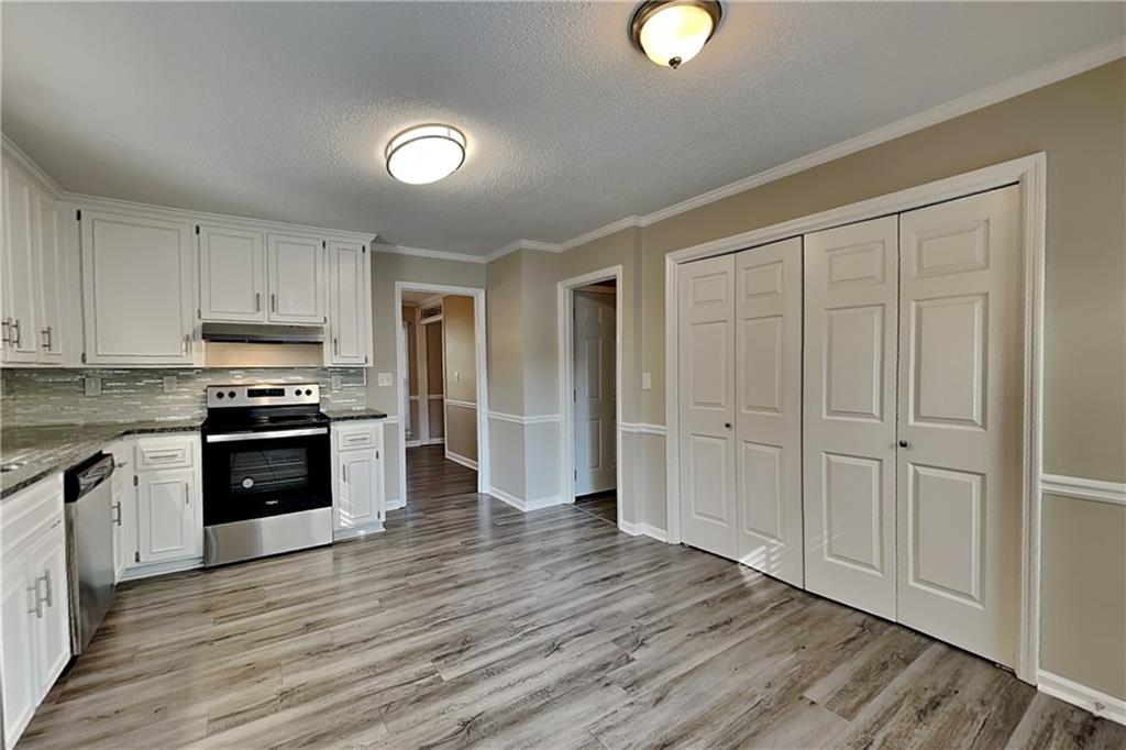 4759 Shallow Ridge Road Northeast Kennesaw, GA 30144 - Photo 4 of 23