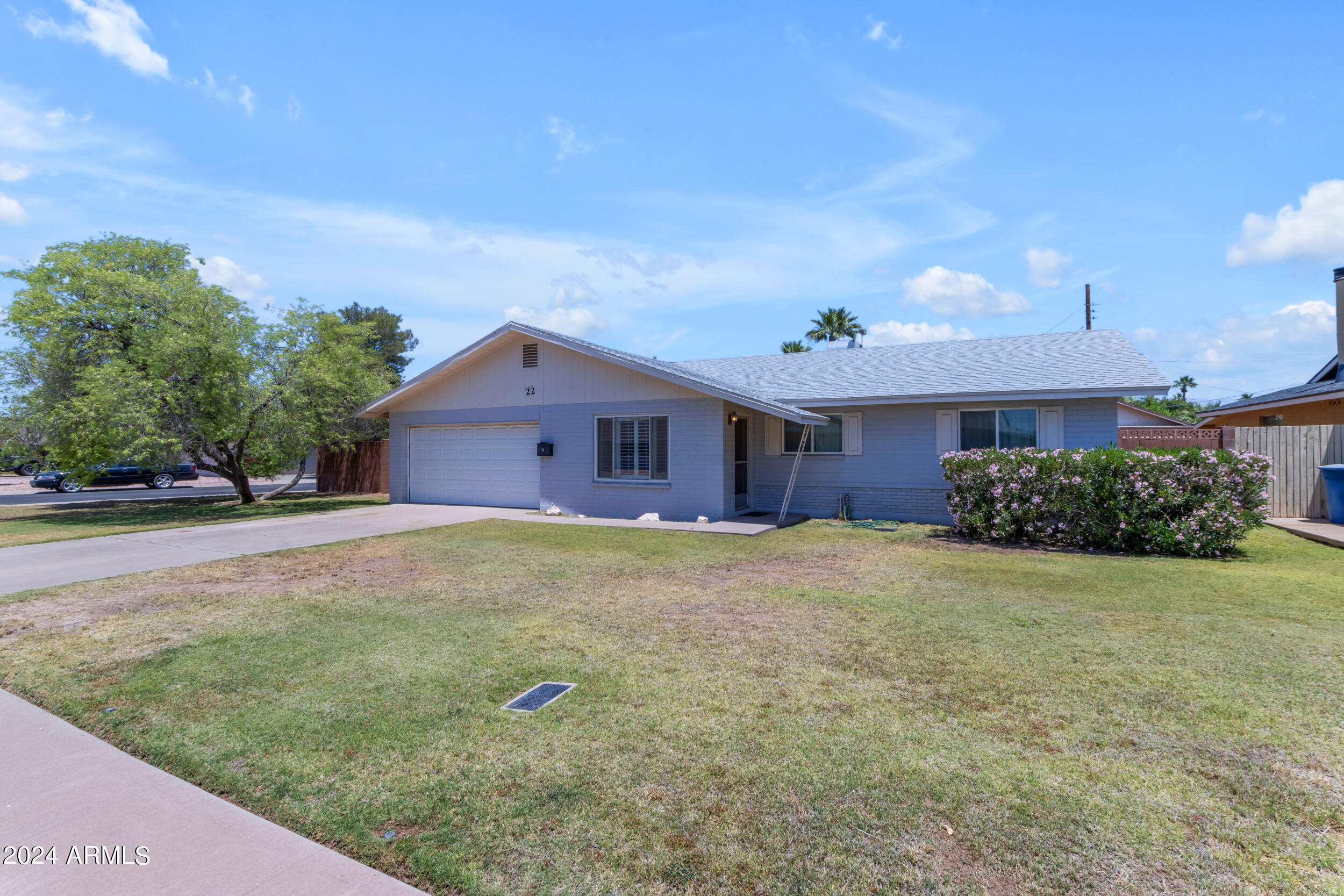 22 West Del Rio Drive Tempe, AZ 85282 - Photo 25 of 33 Front