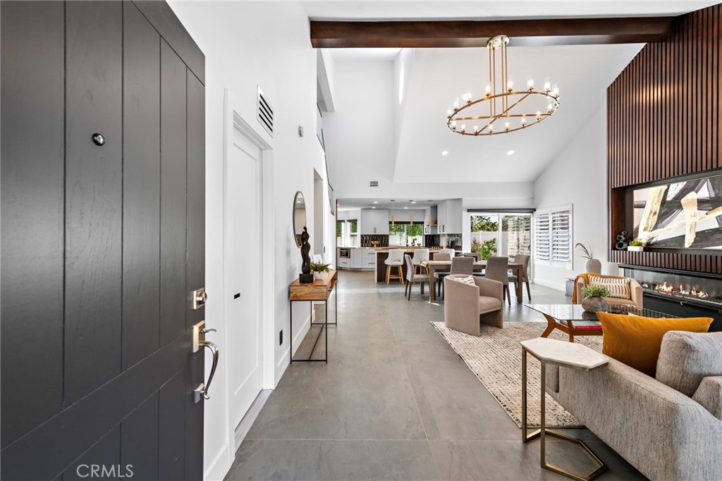 11 Bayside Irvine, CA 92614 - Photo 2 of 37 a view of a livingroom and dining room