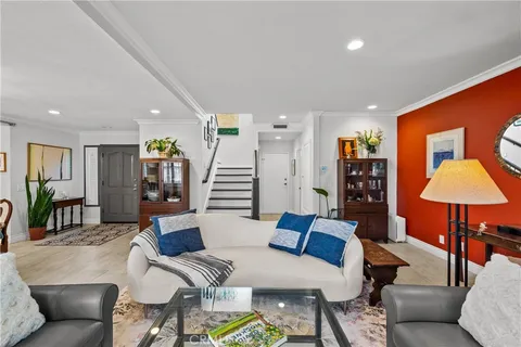 $1,699,888 | 903 Muirfield Drive, Newport Beach, CA 92660