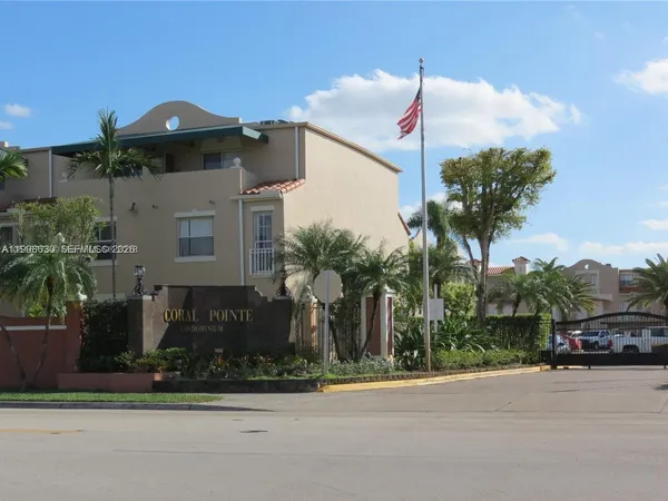 $2,450 | 8695 Northwest 6th Lane, Unit 2212, Miami, FL 33126