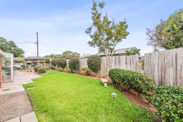 $386,500 | 209 Robert Drive, Lafayette, LA 70506