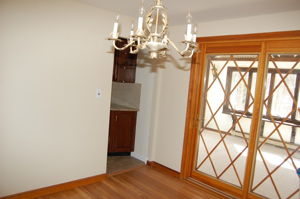 21 Paul Street Canton, MA 02021 - Photo 4 of 24 Gallery Image 4