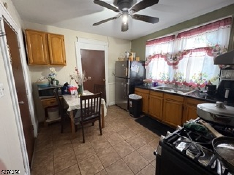 410 Jefferson Avenue Elizabeth, NJ 07201 - Photo 46 of 46