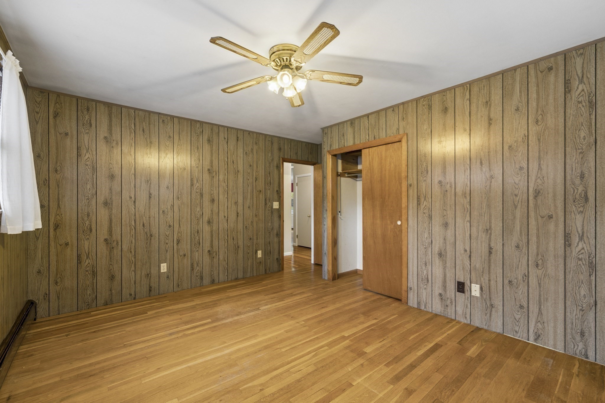 30 Lee Road Dracut, MA 01826 - Photo 16 of 29 Gallery Image 16