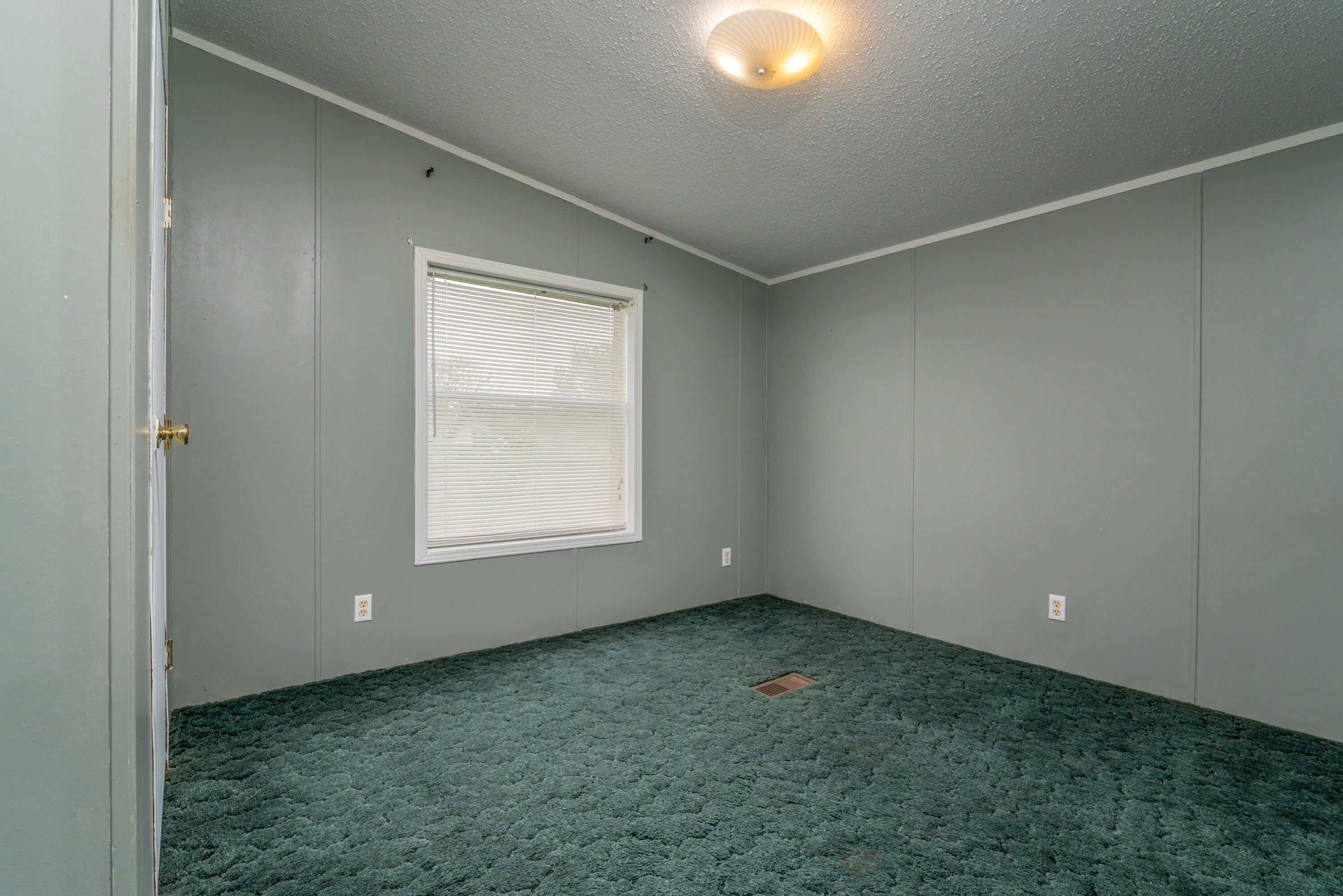 1014 Peasticks Road Owingsville, KY 40360 - Photo 19 of 42 DSC_1119-Edit