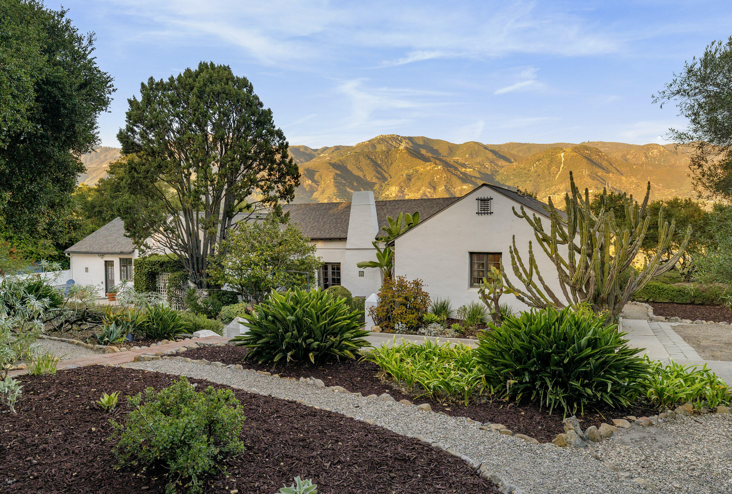 1306 Las Alturas Road Santa Barbara, CA 93103 - Photo 17 of 35 1306 Las Alturas_0003