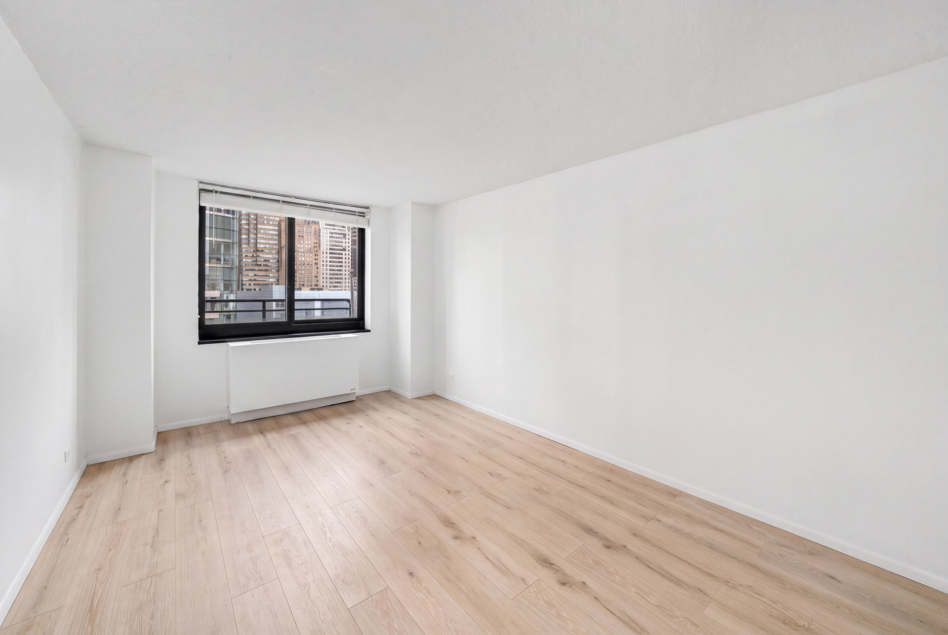 200 Rector Place, Unit 10K Manhattan, NY 10280 - Photo 9 of 11 Gallery Image 9