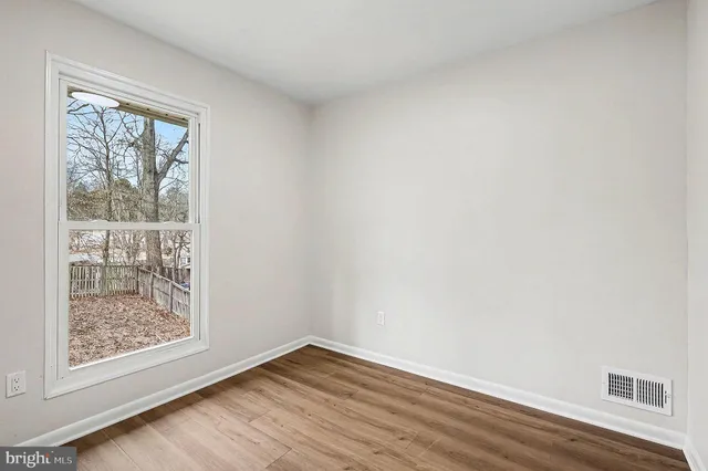 $689,900 | 6214 Garretson Street, Burke, VA 22015