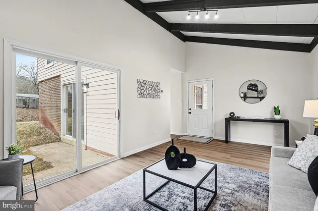 $689,900 | 6214 Garretson Street, Burke, VA 22015