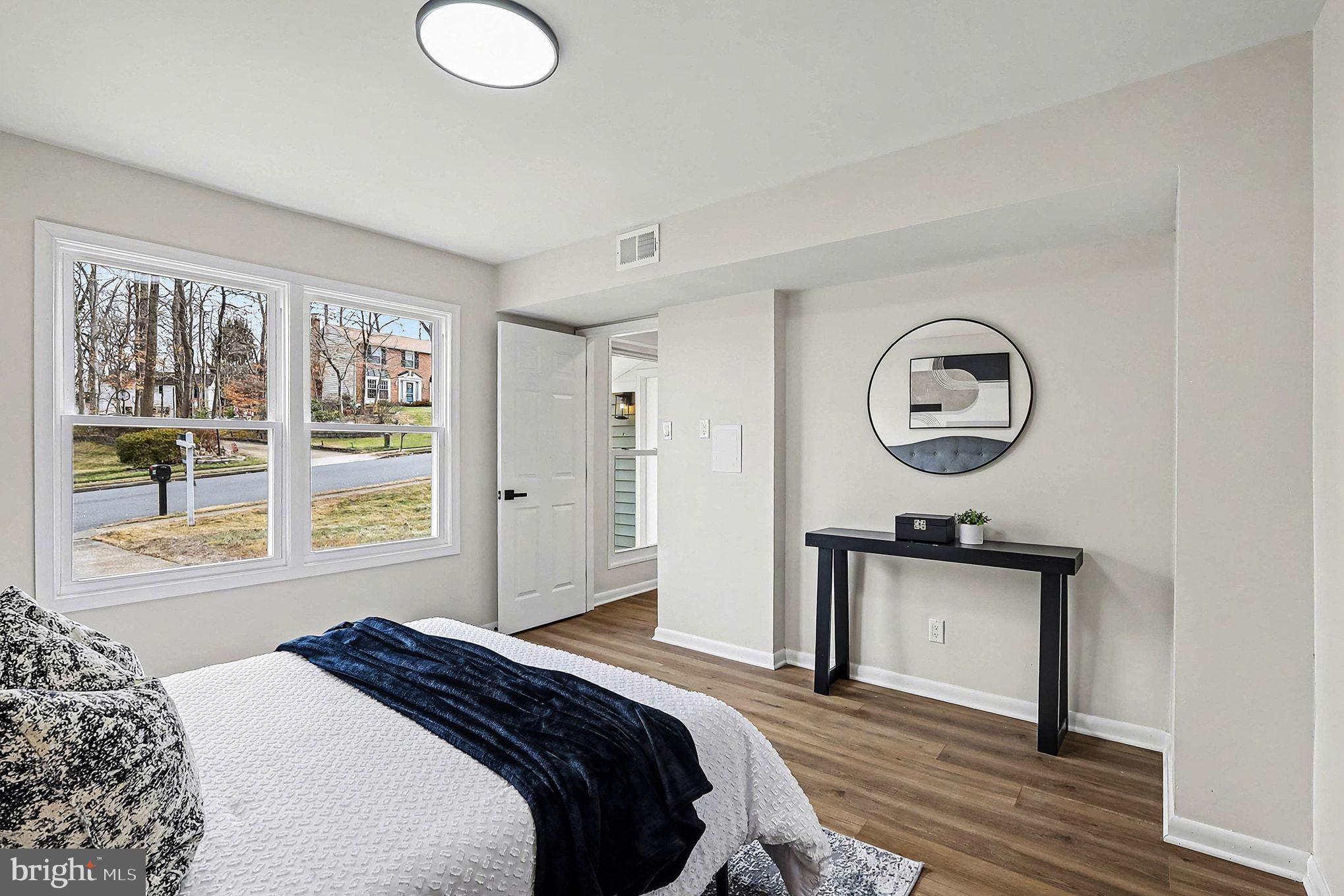 6214 Garretson Street Burke, VA 22015 - Photo 10 of 24