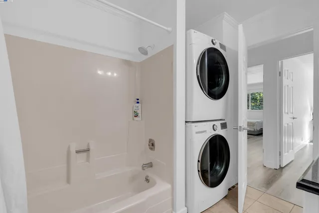 $494,000 | 2500 Miramar Avenue, Unit 203, Castro Valley, CA 94546